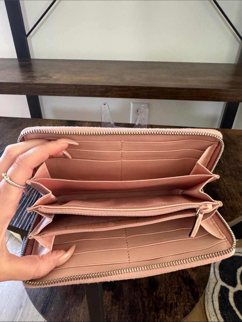 Gucci Blush Pink GG Marmont Chevron Zip Wallet - Picture 5 of 6